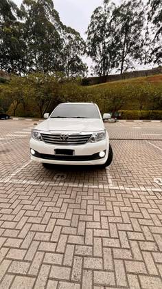 TOYOTA HILUX SW4 2.7 SR 4X2 16V FLEX 4P MANUAL